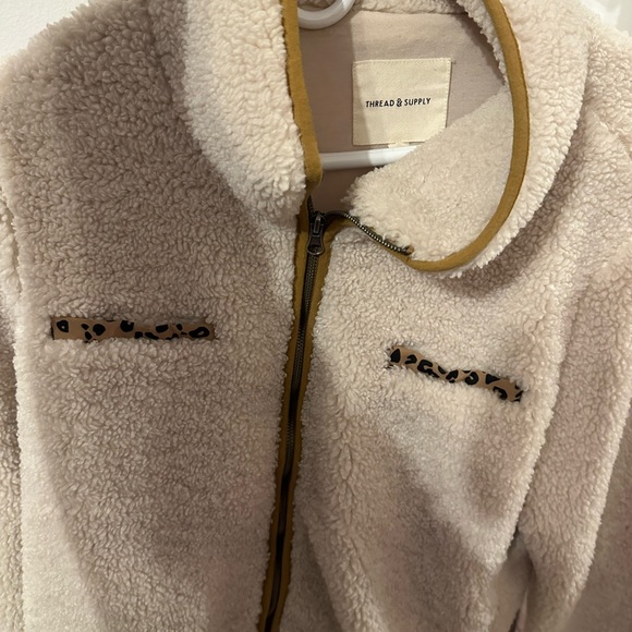 Thread & Supply Zip Up Jacket Size L - Picture 3 of 3